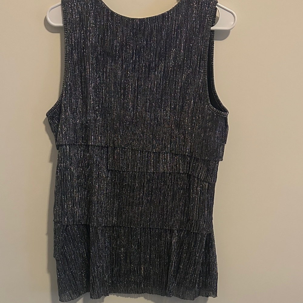 Dressbarn Black and Silver Shimmer Tank Top - Picture 5 of 6